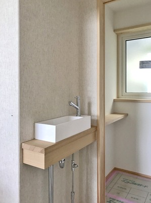 木の家　家具　洗面　手洗い　手づくり　設計事務所.jpg